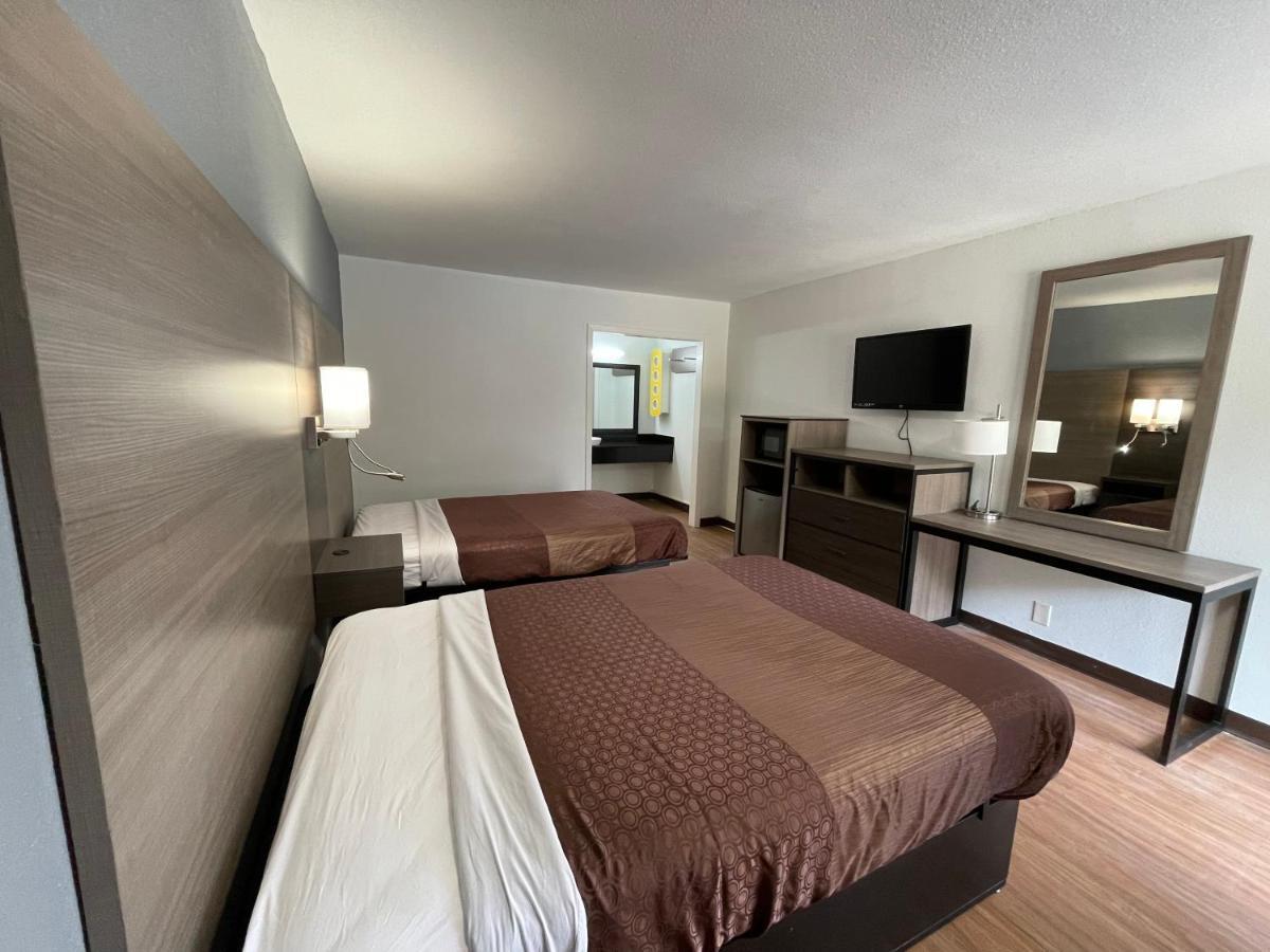 Landmark Hotel Leesville Luaran gambar