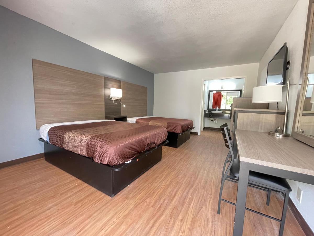 Landmark Hotel Leesville Luaran gambar